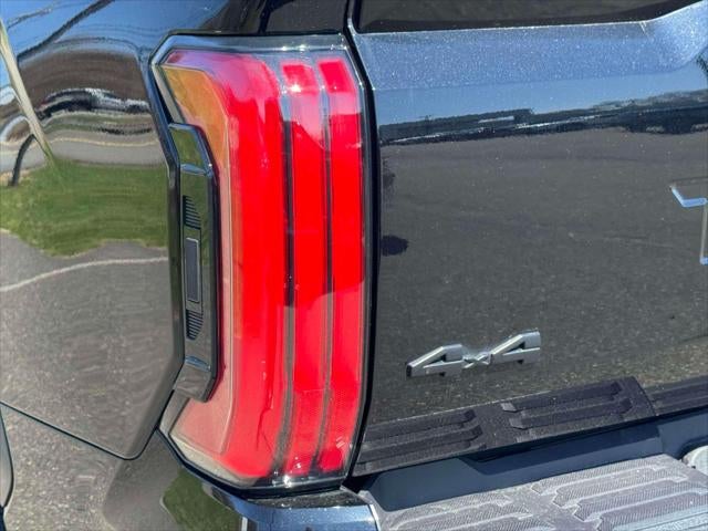 2023 Toyota Tundra 4WD Limited CrewMax 6.5' Bed (Natl)