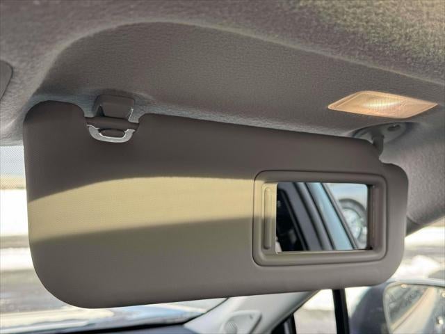 2024 Toyota Corolla Cross XLE 4WD (Natl)