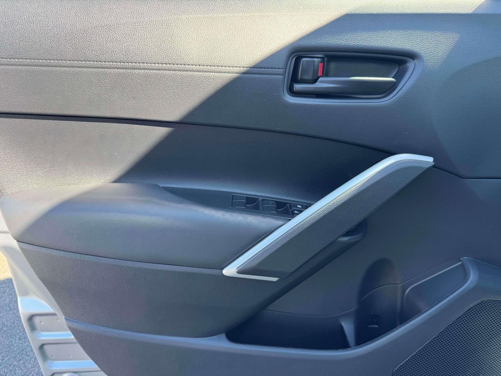 2026 Toyota Corolla Cross Hybrid S 4WD (Natl)