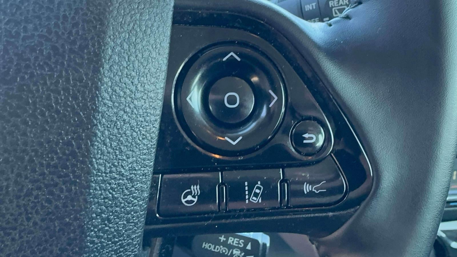 2022 Toyota Prius LE AWD-e (Natl)