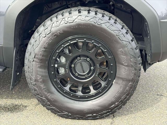 2025 Toyota Land Cruiser 4WD (Natl)