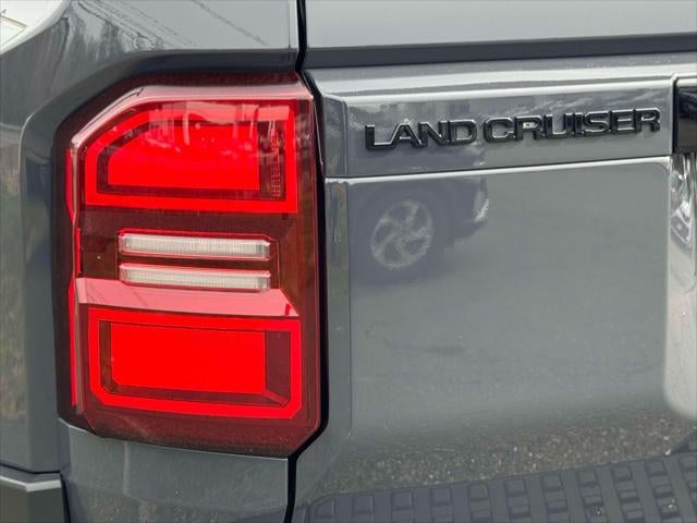 2025 Toyota Land Cruiser 4WD (Natl)