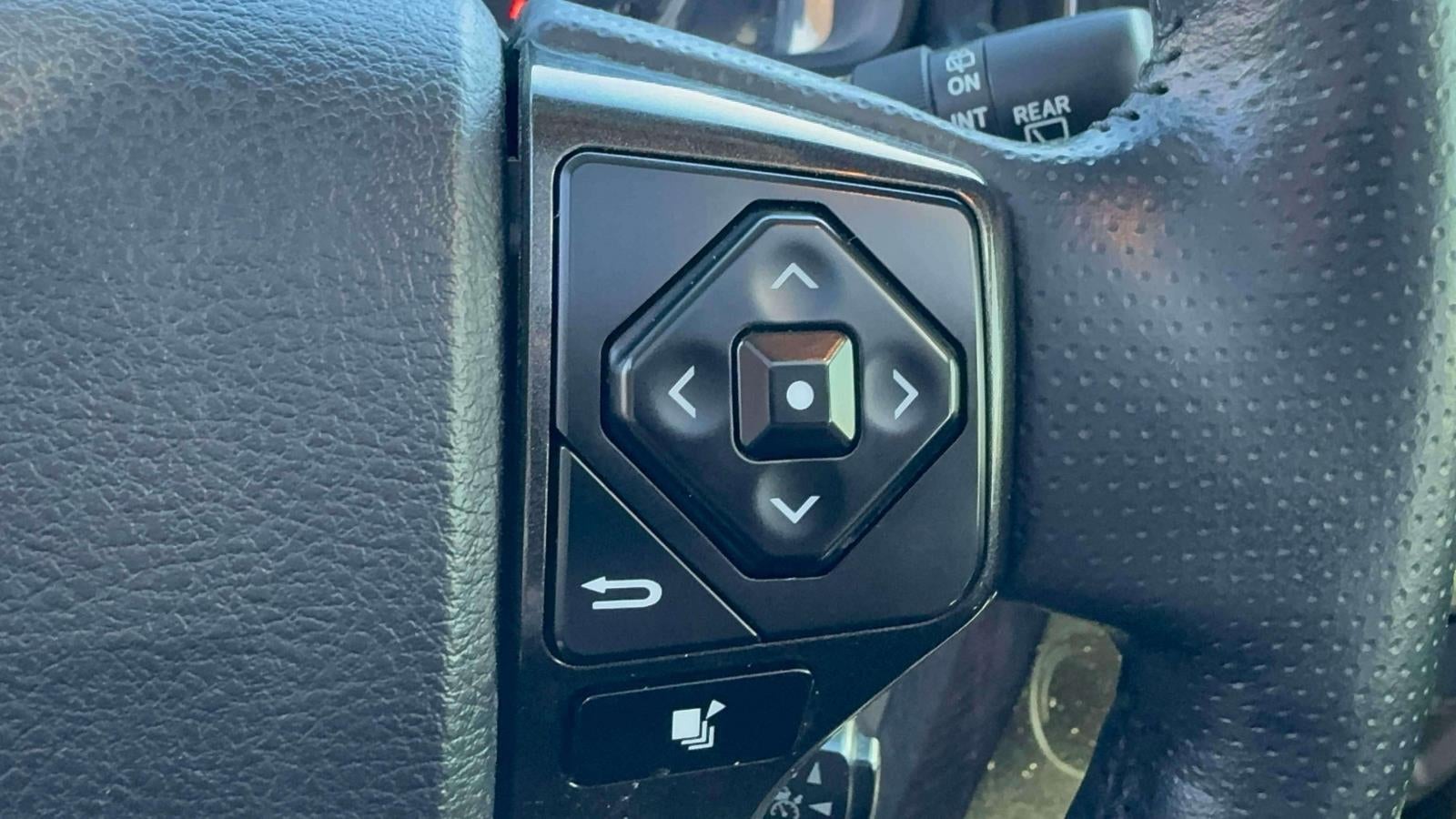 2024 Toyota 4Runner TRD Off Road 4WD (Natl)