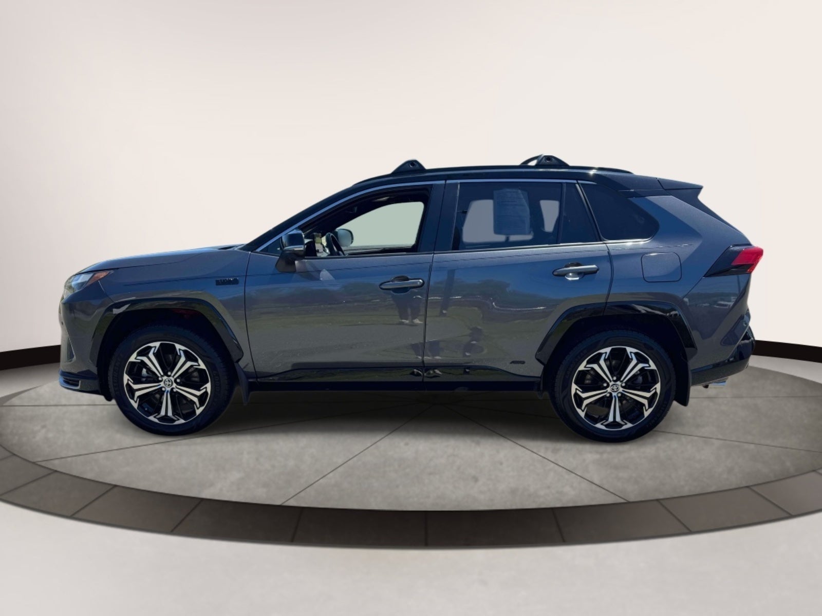 2024 Toyota RAV4 Prime XSE (Natl)