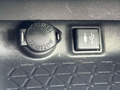 2019 Toyota RAV4 XLE AWD (Natl)