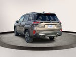 2025 Subaru FORESTER Touring Hybrid
