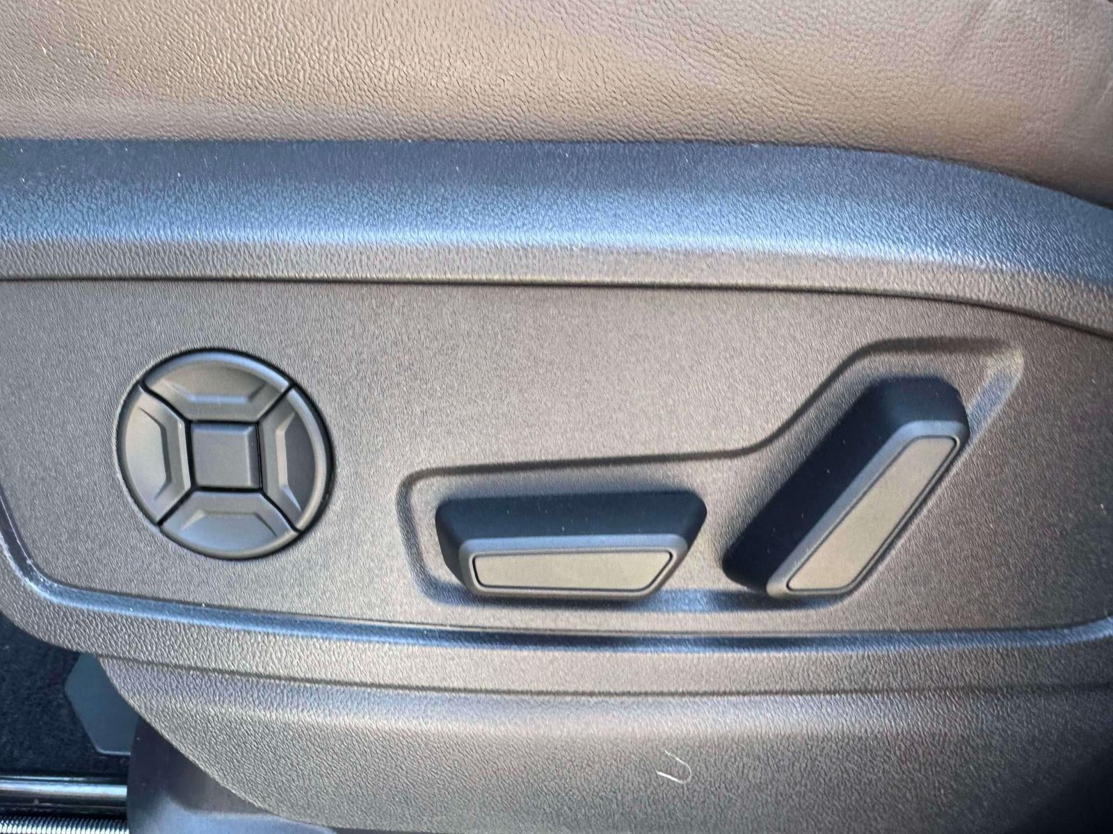 2025 Audi Q5 2.0T Premium Plus