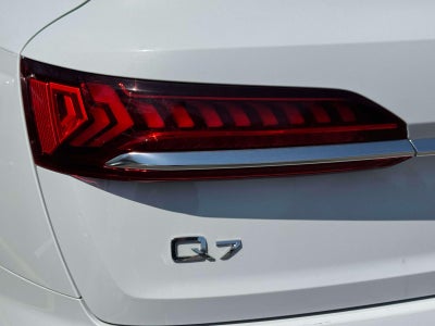 2023 Audi Q7 45 Premium
