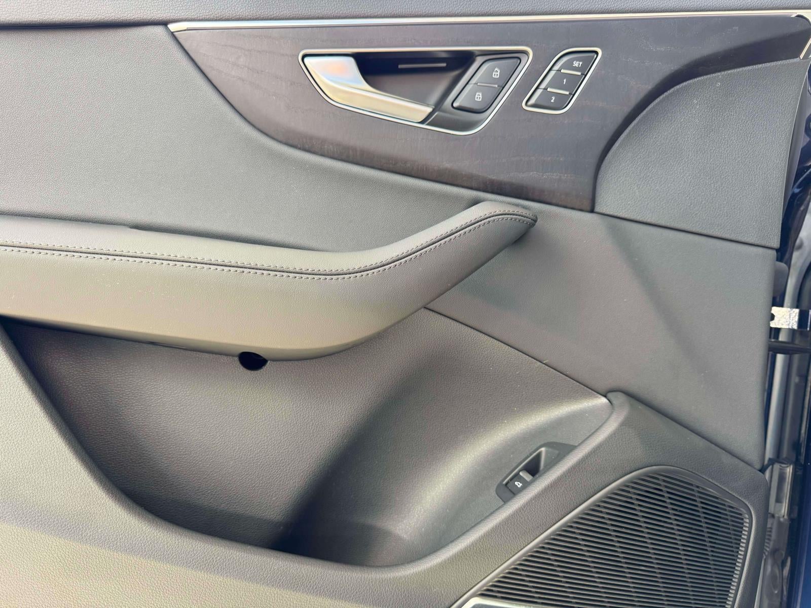 2024 Audi Q7 55 Prestige