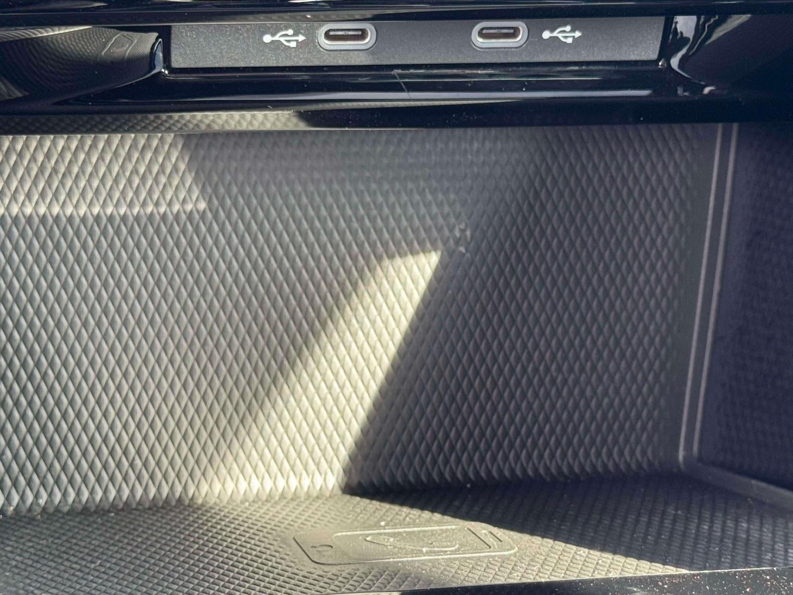 2023 Volkswagen Golf R 2.0T