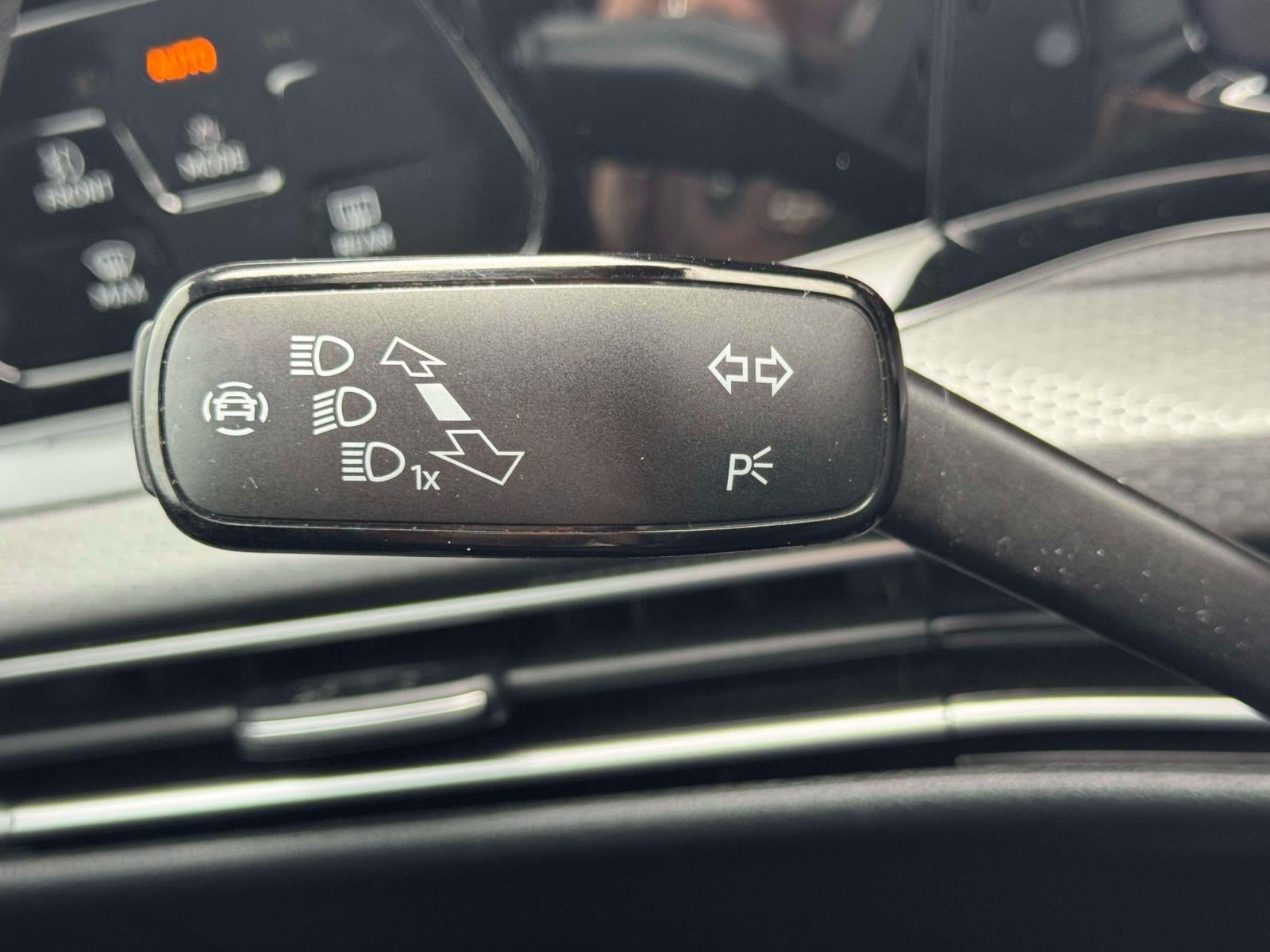 2023 Volkswagen Golf GTI 2.0T S