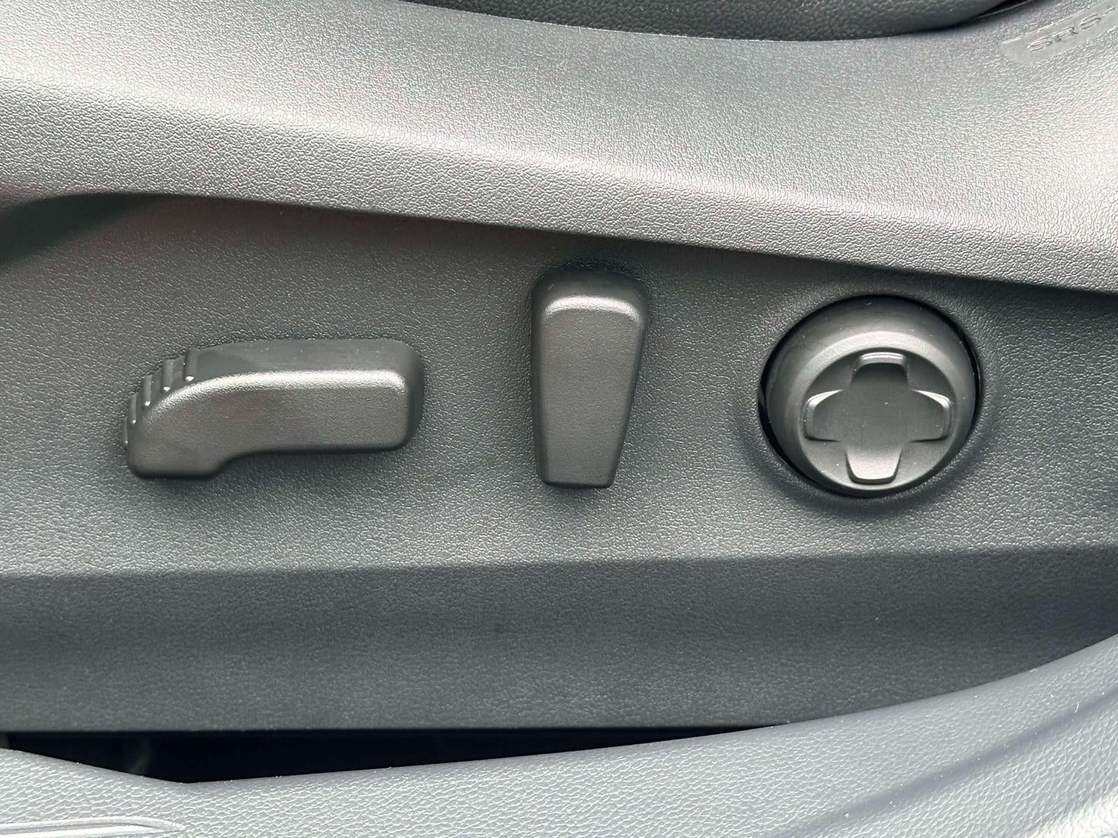 2025 Subaru Outback Touring AWD