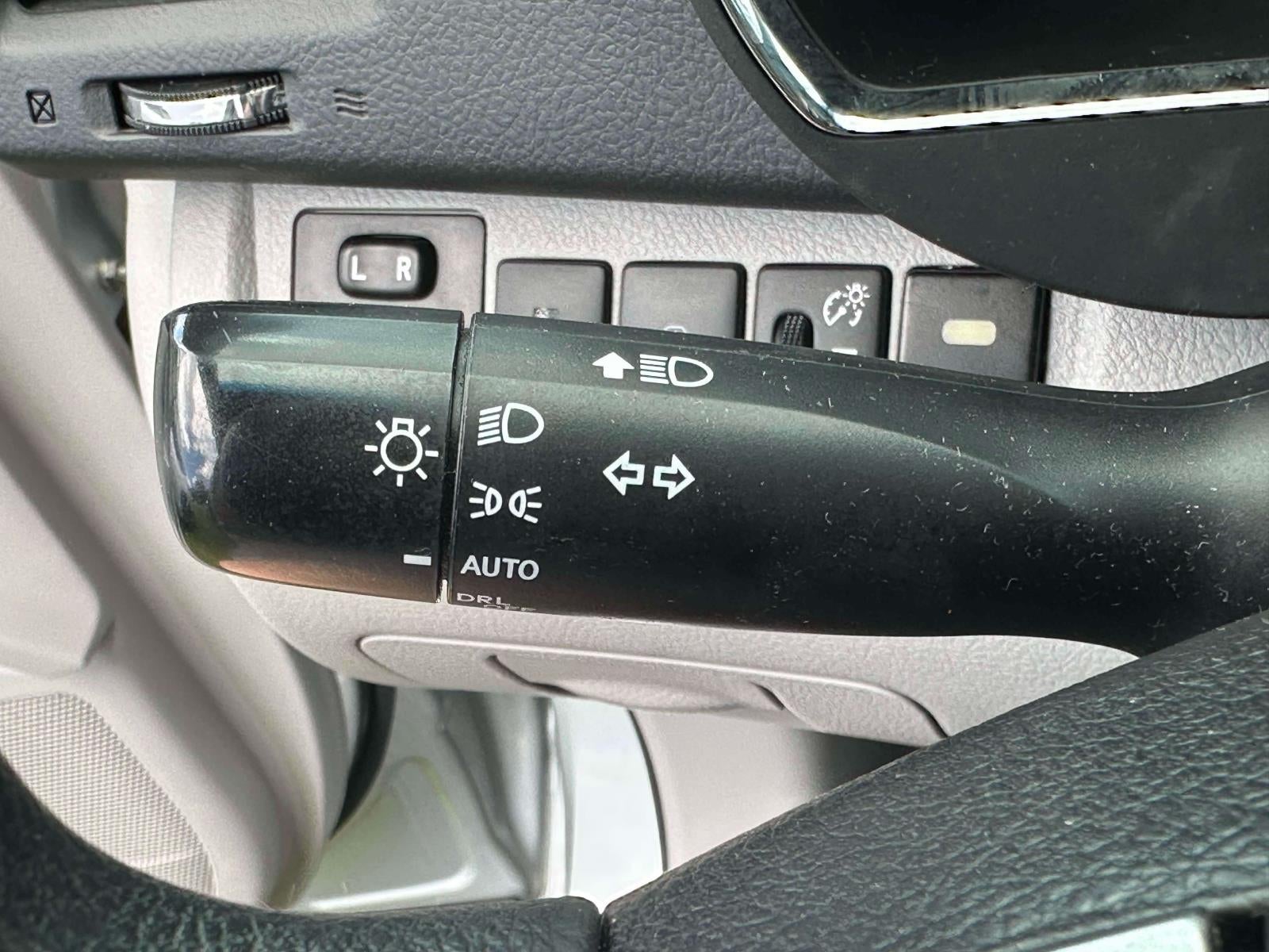 2013 Toyota Highlander 4WD 4dr V6 (Natl)