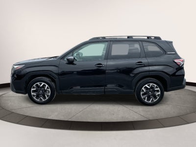 2025 Subaru Forester Premium AWD