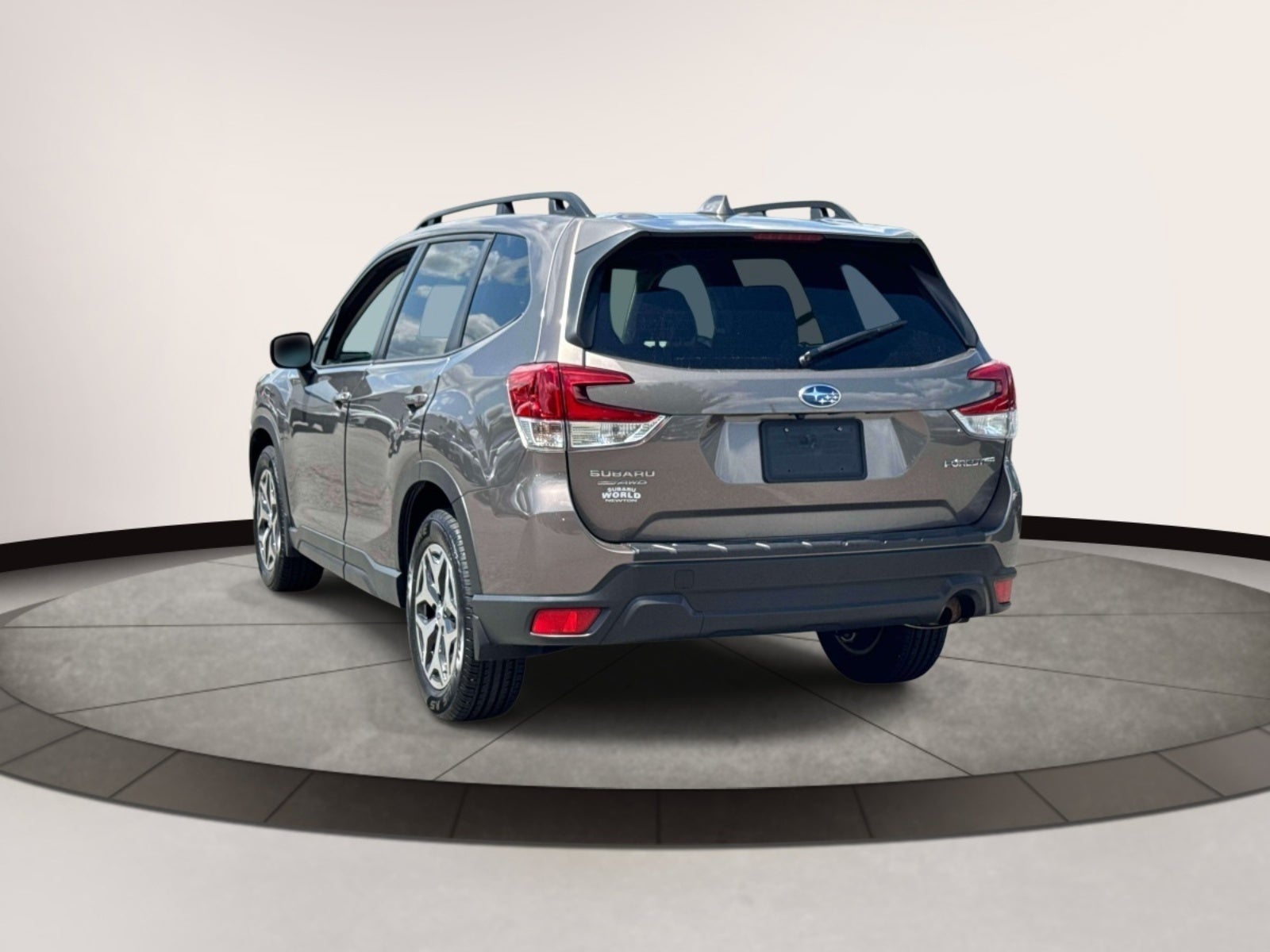 2023 Subaru Forester Premium CVT
