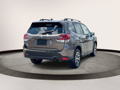 2023 Subaru Forester Premium CVT