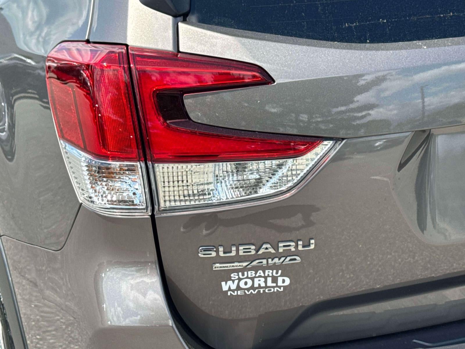 2023 Subaru Forester Premium CVT