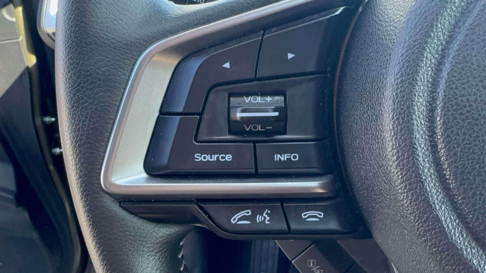 2023 Subaru Forester Touring CVT