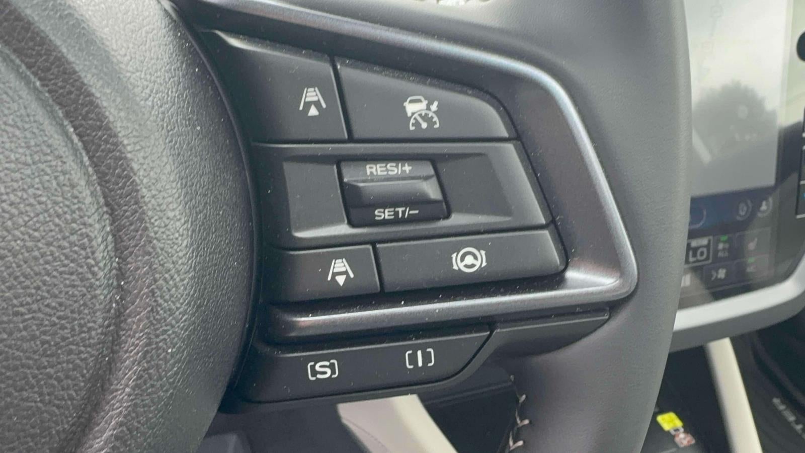 2025 Subaru Forester Limited Hybrid AWD
