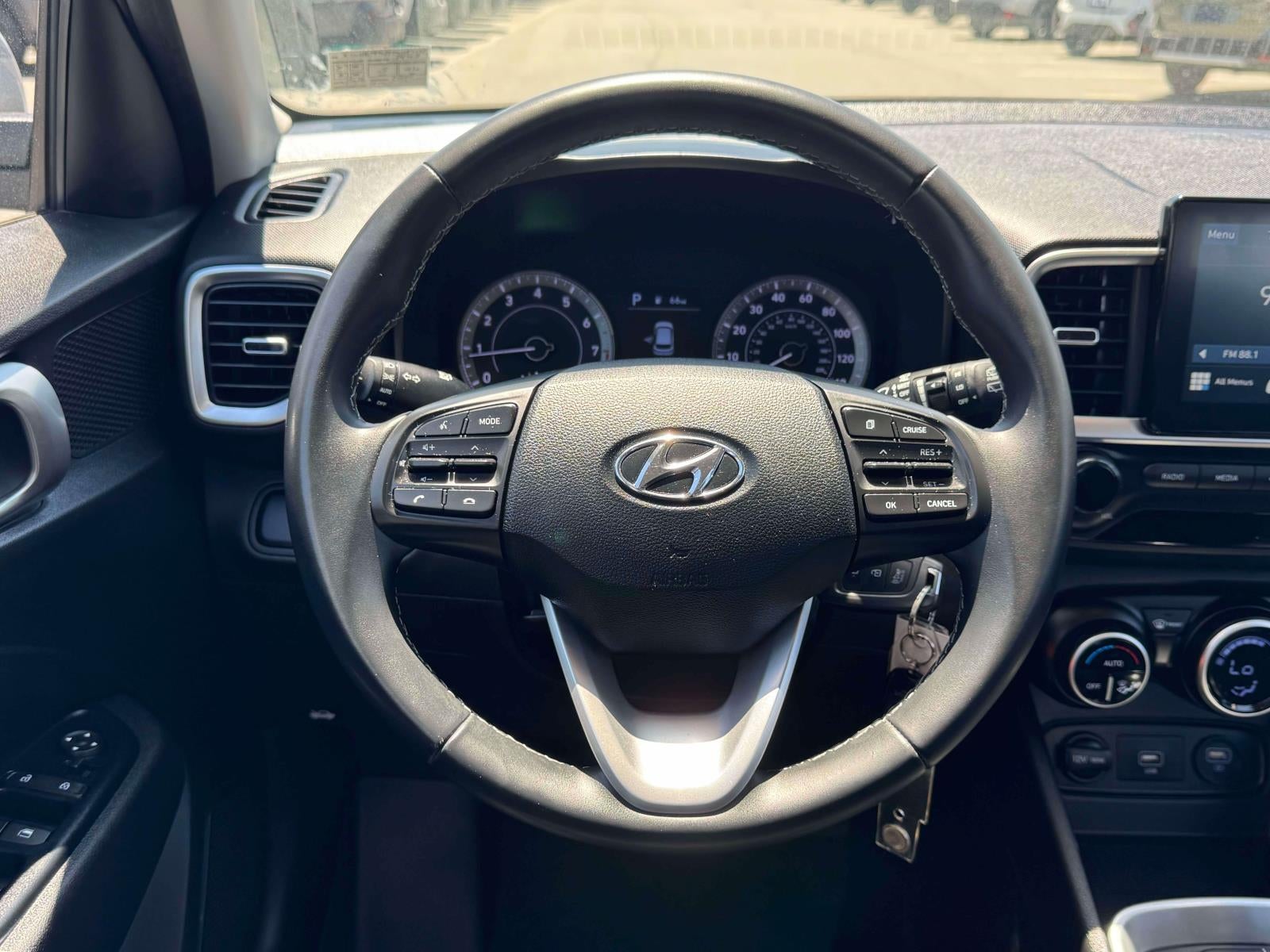 2021 Hyundai Venue SEL IVT