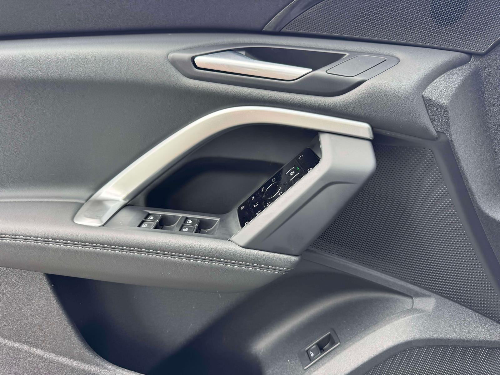 2025 Audi Q5 Premium 2.0 TFSI quattro
