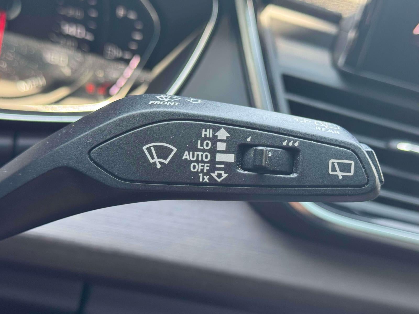 2023 Audi Q5 Sportback S line Premium 45 TFSI quattro