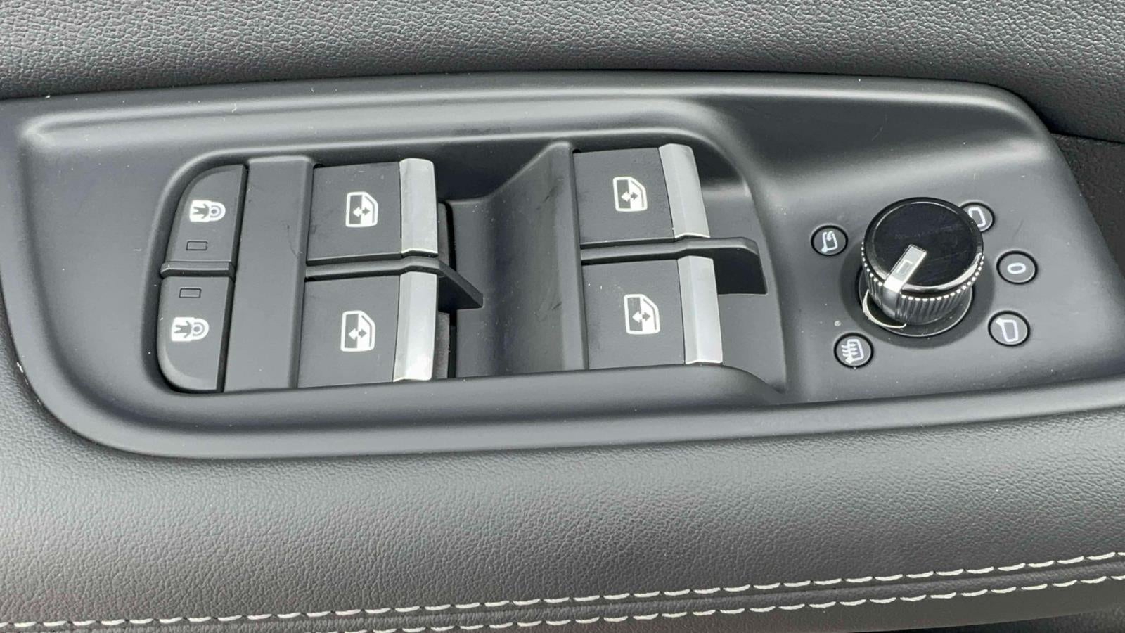 2025 Audi Q8 Premium Plus 55 TFSI quattro