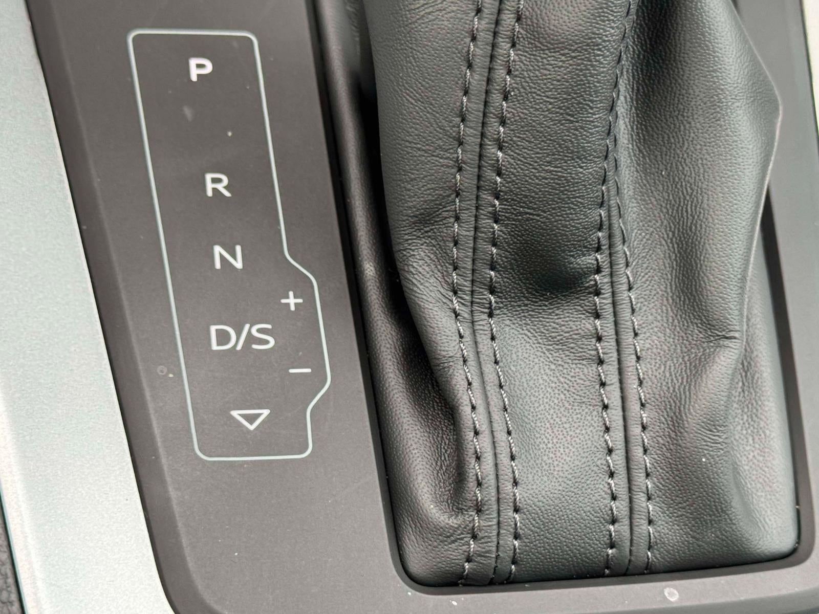 2025 Audi Q3 S line Premium 45 TFSI quattro