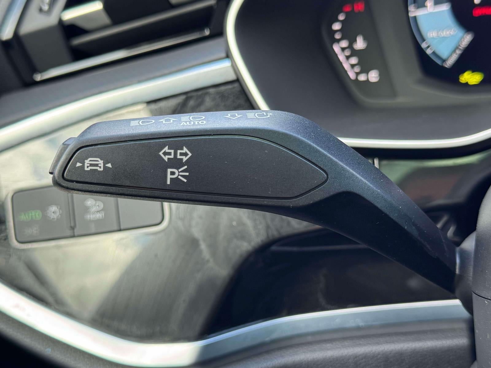 2025 Audi Q3 S line Premium 45 TFSI quattro