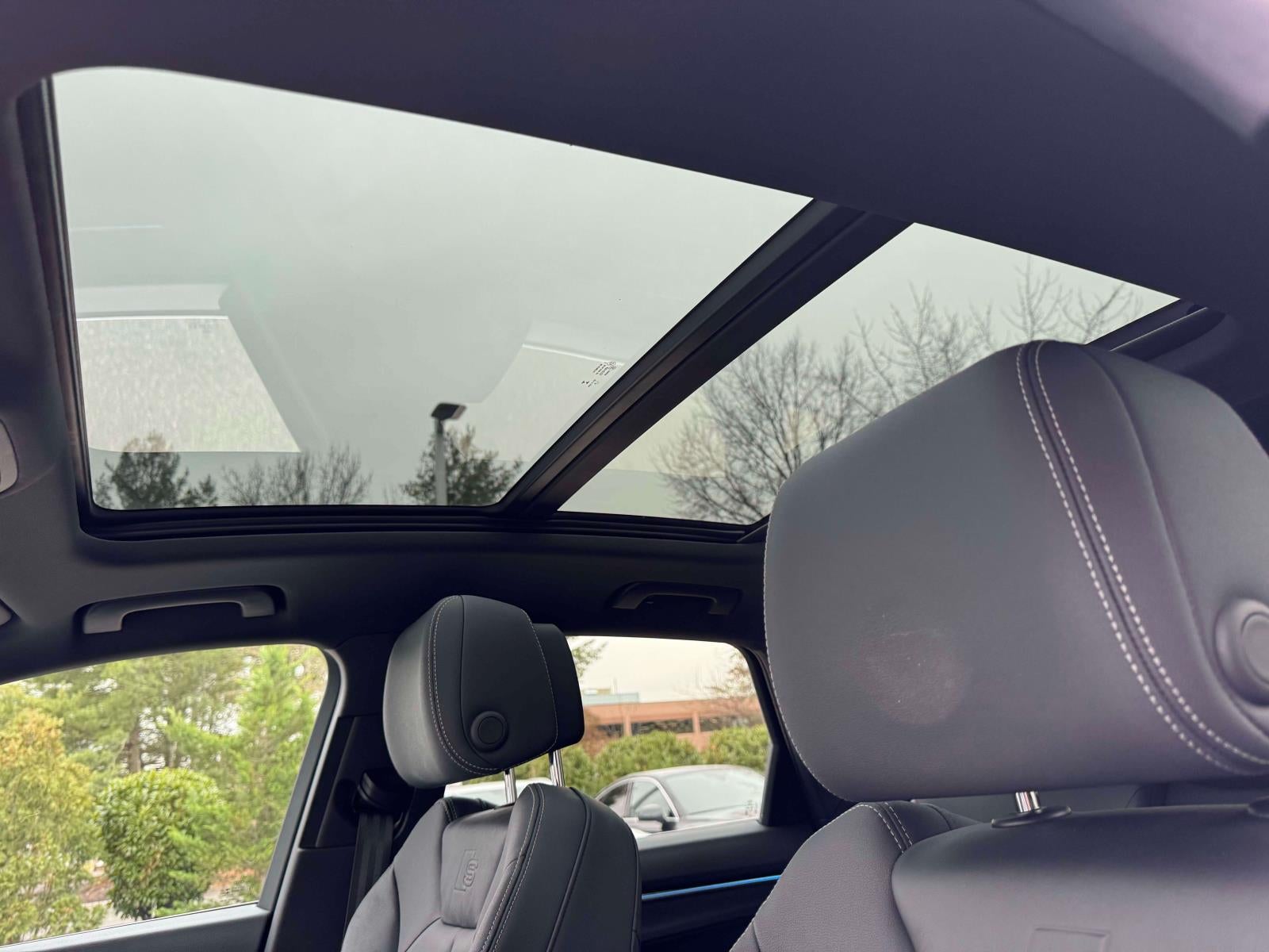 2019 Audi Q3 2.0 TFSI S line Prestige quattro