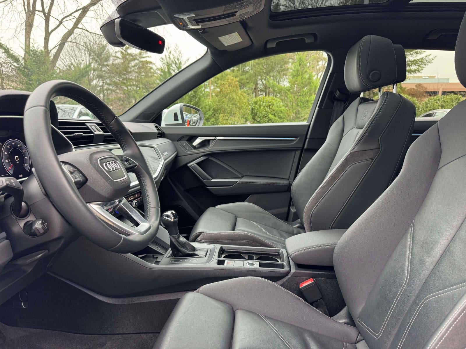 2019 Audi Q3 2.0 TFSI S line Prestige quattro