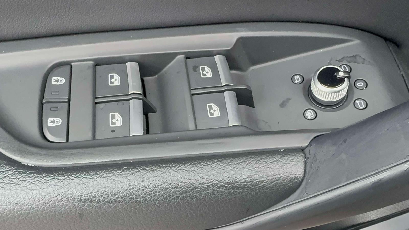 2025 Audi Q5 S line Premium 45 TFSI quattro