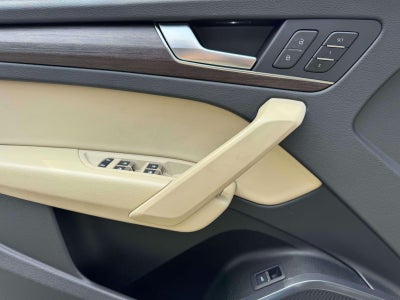 2022 Audi Q5 S line Premium 45 TFSI quattro